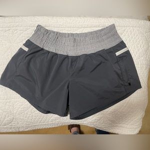 HTF lululemon gray and white stripe lined running Tracker short 4 inch inseam